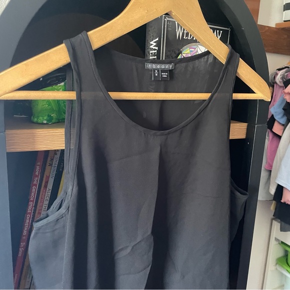 Theory black silk tank - Picture 2 of 5